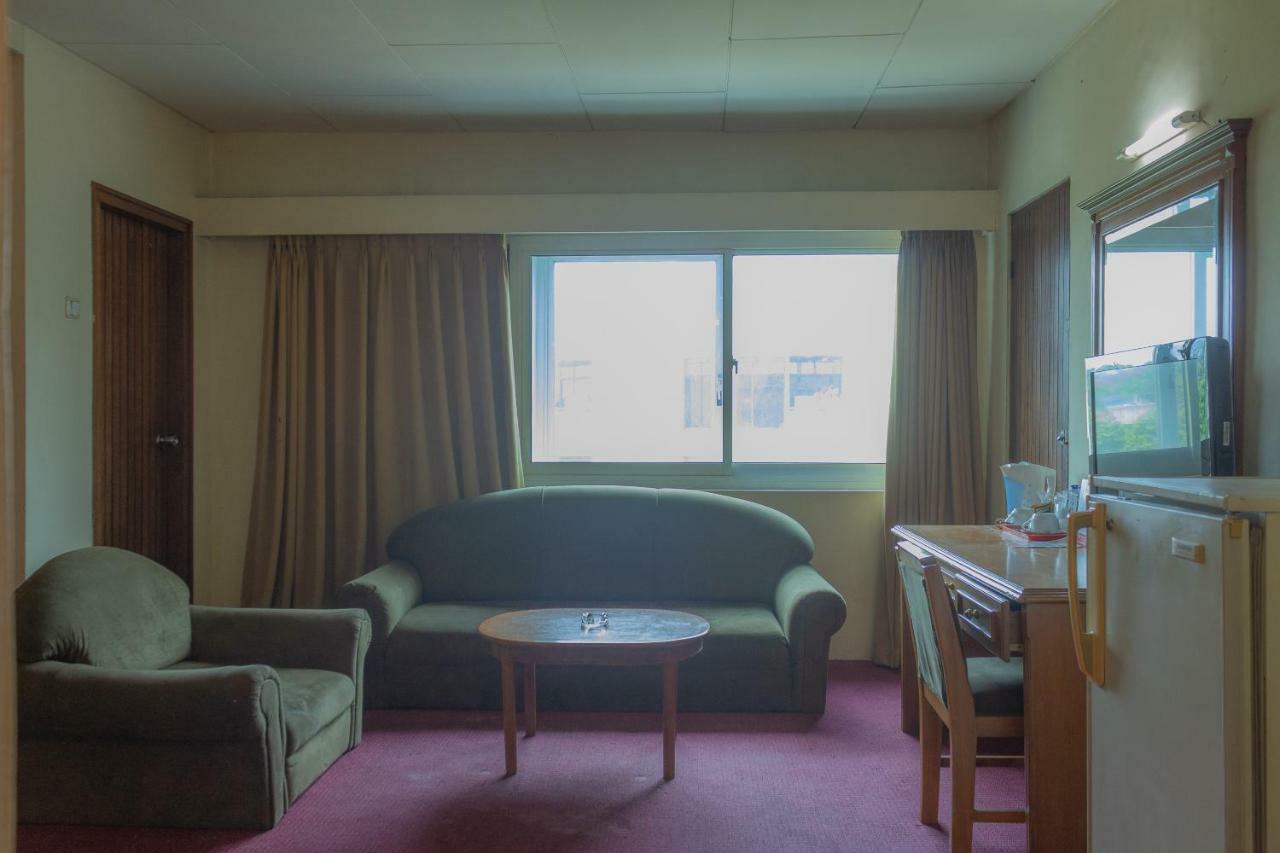 Collection O 7 Hotel Melawai Jakarta Ngoại thất bức ảnh