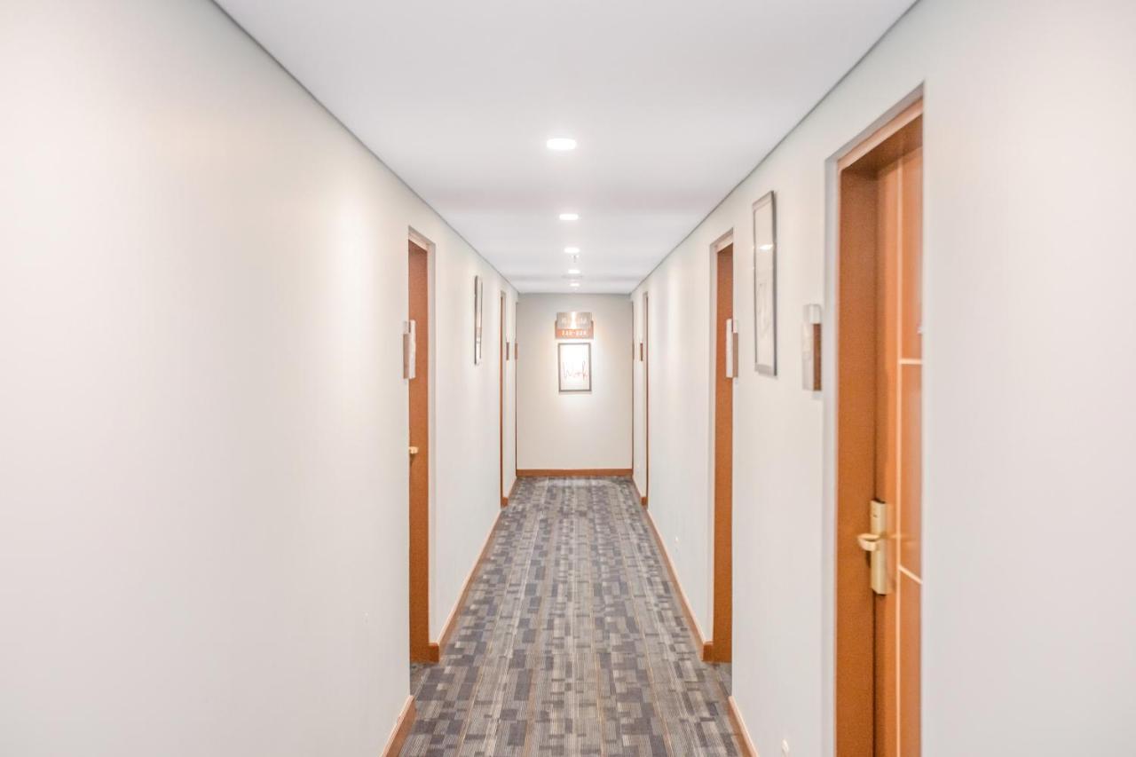 Collection O 7 Hotel Melawai Jakarta Ngoại thất bức ảnh